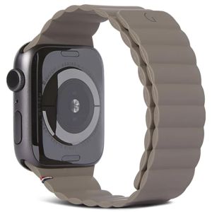Decoded Silicone Magnetic Traction Strap Lite für Apple Watch Series 1-9 /  SE / Ultra (2) - 42/44/45/49 mm - Dark Taupe