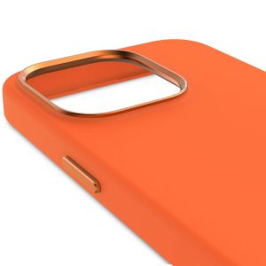 Decoded Silikon-Case MagSafe für das iPhone 15 Pro - Orange