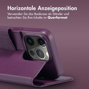 Accezz 2-in-1 Klapphülle aus Leder mit MagSafe für das iPhone 15 Pro - Heath Purple
