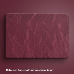 Selencia Cover mit Samtoberfläche für das MacBook Pro 13 Zoll (2020 / 2022) - A2289 / A2251 - Dunkelrot
