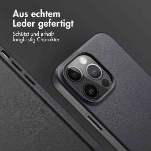 Accezz MagSafe Leather Backcover für das iPhone 14 Pro Max - Onyx Black