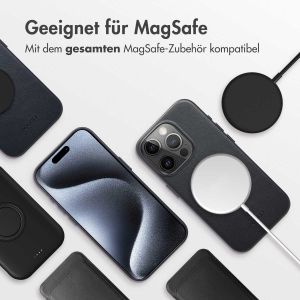 Accezz MagSafe Leather Backcover für das iPhone 15 Pro - Onyx Black