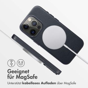 Accezz MagSafe Leather Backcover für das iPhone 15 Pro - Onyx Black