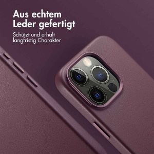Accezz MagSafe Leather Backcover für das iPhone 15 Pro - Heath Purple