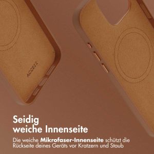 Accezz MagSafe Leather Backcover für das iPhone 15 Pro Max - Sienna Brown