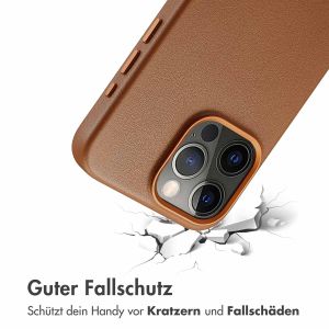 Accezz MagSafe Leather Backcover für das iPhone 15 Pro Max - Sienna Brown