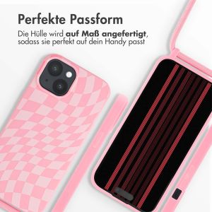 iMoshion Silikonhülle design mit Band für das iPhone 15 - Retro Pink