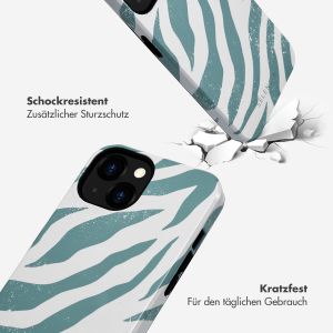 Selencia Vivid Back Cover für das iPhone 13 - Colorful Zebra Pine Blue