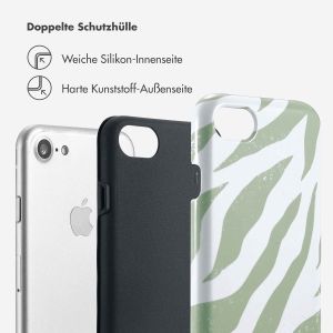 Selencia Vivid Back Cover für das iPhone SE (2022 / 2020) / 8 / 7 / 6(s) - Colorful Zebra Sage Green
