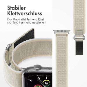 iMoshion Nylon-Armband Trail für die Apple Watch Series 1-9 / SE - 38/40/41 mm - Starlight