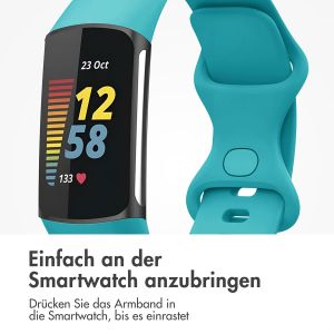iMoshion Silikonband für die Fitbit Charge 5 / Charge 6 - Größe S - Türkis