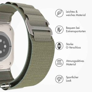iMoshion Nylon-Armband Alpine für die Apple Watch Series 1-9 / SE / Ultra (2) - 42/44/45/49 mm - Olive