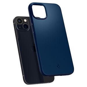 Spigen Thin Fit™ Hardcase für das iPhone 13 - Blau