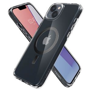 Spigen Ultra Hybrid™ Case MagSafe für das iPhone 14 Plus - Carbon Fiber