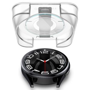 Spigen EZ FIT Glas.tR Displayschutzfolie mit Applikator für die Samsung Galaxy Watch 6 Classic - 43 mm - Transparent