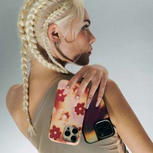 Burga Tough Back Cover für das iPhone 15 Plus - Divine