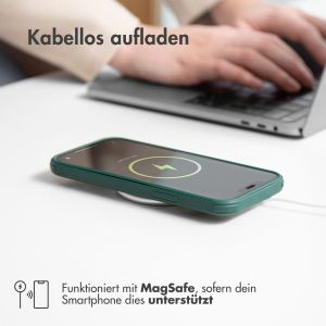 Accezz ﻿360° Rundumschutzhülle für das iPhone SE (2022 / 2020) / 8 / 7 - Grün