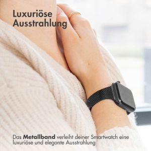 iMoshion Mailändische Faltarmband für das Apple Watch Series 1-9 / SE / Ultra (2) - 42/44/45/49 mm - Schwarz