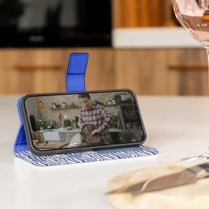 iMoshion ﻿Design Klapphülle für das Samsung Galaxy A41 - White Blue Stripes
