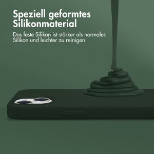 Accezz Liquid Silikoncase für das Samsung Galaxy S23 FE - Forest Green