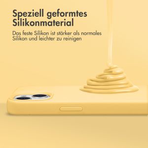 Accezz Liquid Silikoncase iPhone 13 - Gelb