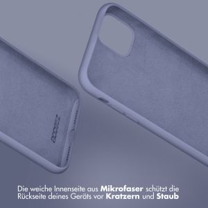 Accezz Liquid Silikoncase iPhone 13 - Lavender Gray