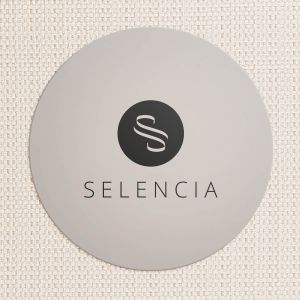 Selencia Cover mit gewebter Oberfläche für das MacBook Air 15 Zoll (2023) / Air 15 Zoll (2024) M3 chip - A2941 / A3114 - Beige