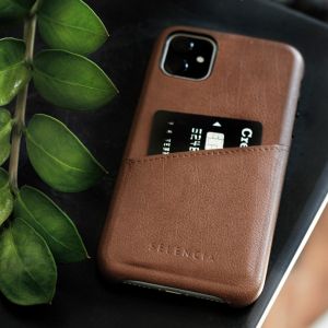 Selencia Vayu Veganes Leder-Backcover Braun Samsung Galaxy S21
