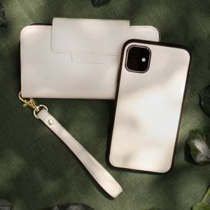 Selencia Klapphülle mit herausnehmbarem Backcover iPhone 13 - Weiß