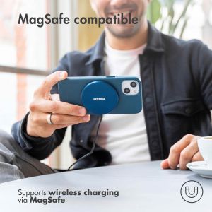 Accezz Leather Backcover mit MagSafe für das iPhone 14 Pro Max - Dunkelblau