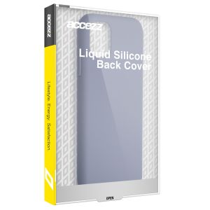 Accezz Liquid Silikoncase mit MagSafe für das iPhone 15 - Lavender Grey