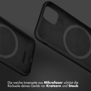 Accezz Liquid Silikoncase mit MagSafe für das iPhone 15 Plus - Schwarz