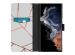 iMoshion Design TPU Klapphülle für das Samsung Galaxy S23 Ultra - White Graphic