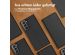 Accezz Premium Leather Slim Klapphülle für das Samsung Galaxy S21 - Schwarz