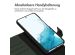 Accezz Premium Leather 2 in 1 Klapphülle für das Samsung Galaxy S22 - Grün