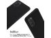 iMoshion Silikonhülle mit Band für das Samsung Galaxy S20 - Schwarz