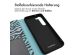 iMoshion ﻿Design Klapphülle für das Samsung Galaxy S23 - Black Blue Stripes