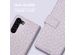 iMoshion ﻿Design Klapphülle für das Samsung Galaxy S23 - White Daisy