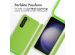 iMoshion Silikonhülle mit Band für das Samsung Galaxy S23 - Grün fluoreszierend