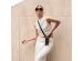 Selencia Silikonhülle mit abnehmbarem Band für das iPhone Xr - Schwarz