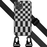 Selencia Silikonhülle design mit abnehmbarem Band für das iPhone 12 (Pro) - Irregular Check Black