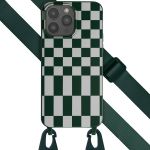 Selencia Silikonhülle design mit abnehmbarem Band für das iPhone 15 Pro Max - Irregular Check Green