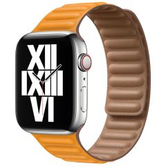 Apple Leather Link für die Apple Watch Series 1-9 / SE / Ultra (2) - 42/44/45/49 mm - Größe M/L - California Poppy