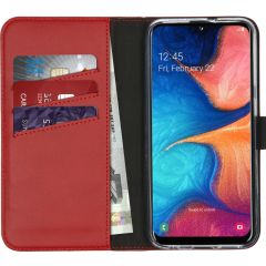 Selencia Echtleder Booktype Hülle Rot für das Samsung Galaxy A20e