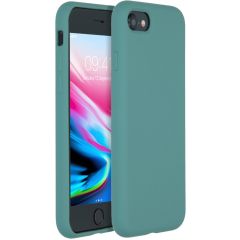 Accezz Liquid Silikoncase Grün für das iPhone SE (2022 / 2020) / 8 / 7