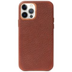 Decoded Leather Backcover MagSafe für das iPhone 12 (Pro) - Braun