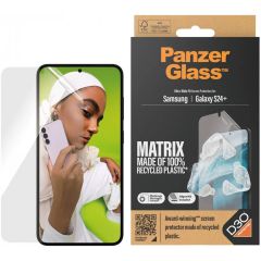 PanzerGlass ﻿Ultra Wide Fit Recycelter Antibakterieller Screen Protector Matrix inkl. Applikator für das Samsung Galaxy S24 Plus
