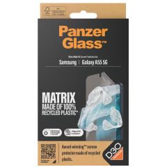 PanzerGlass ﻿Ultra Wide Fit Recycelter Antibakterieller Screen Protector Matrix inkl. Applikator für das Samsung Galaxy A55