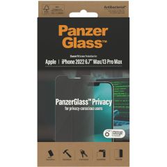 PanzerGlass Privacy Case Friendly Anti-Bacterial Displayschutzfolie für das iPhone 14 Plus