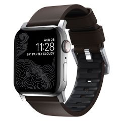 Nomad Active Pro Band für die Apple Watch Series 1-9 / SE / Ultra (2) – 42/44/45/49 mm – Braun/Silber